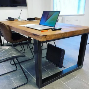 Elion infrarood werklplekverwarmer onder tafel