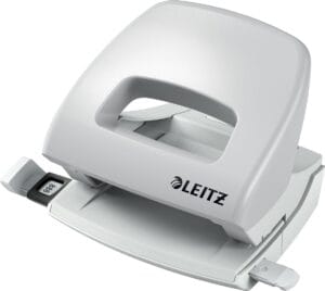 Leitz perforator 5038 in lichtgrijs met metalen frame en kunststof kap