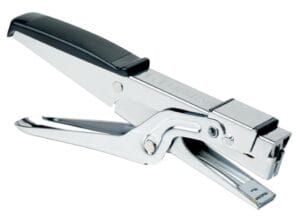 Chroomkleurige Bostitch niettang HP10 voor nietjes nr. 10
