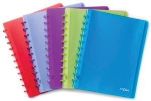 Atoma showalbum voor A4 met 60 tassen en 11 ringen in geassorteerde transparante kleuren