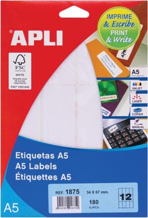 Vel met witte Apli Print & Write etiketten van 34 × 67 mm met ronde hoeken