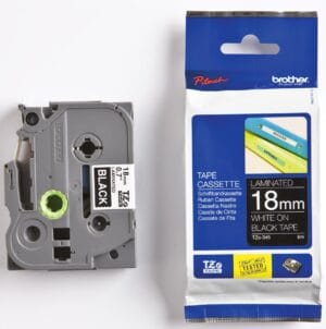 Brother TZe tape voor P-Touch 18 mm, wit op zwart — tapes en etiketten