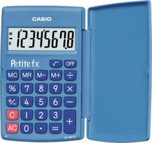 Blauwe Casio Petite FX zakrekenmachine met 8 cijfers en beschermklep