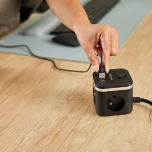 Fellowes contactdoos Power Cube, 3 stopcontacten + 1 x USB-A + 2 x USB-C, zwart, voor België — detail 2