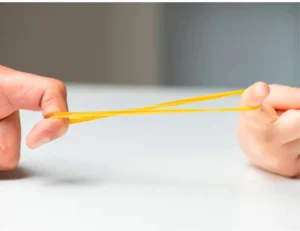 Q-CONNECT elastieken, breedte 2 mm, lengte 120 mm, doos van 1 kg — detail 2