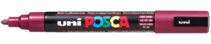 Uni POSCA paintmarker PC-5M in wijnrood met schrijfbreedte 1,8 tot 2,5 mm